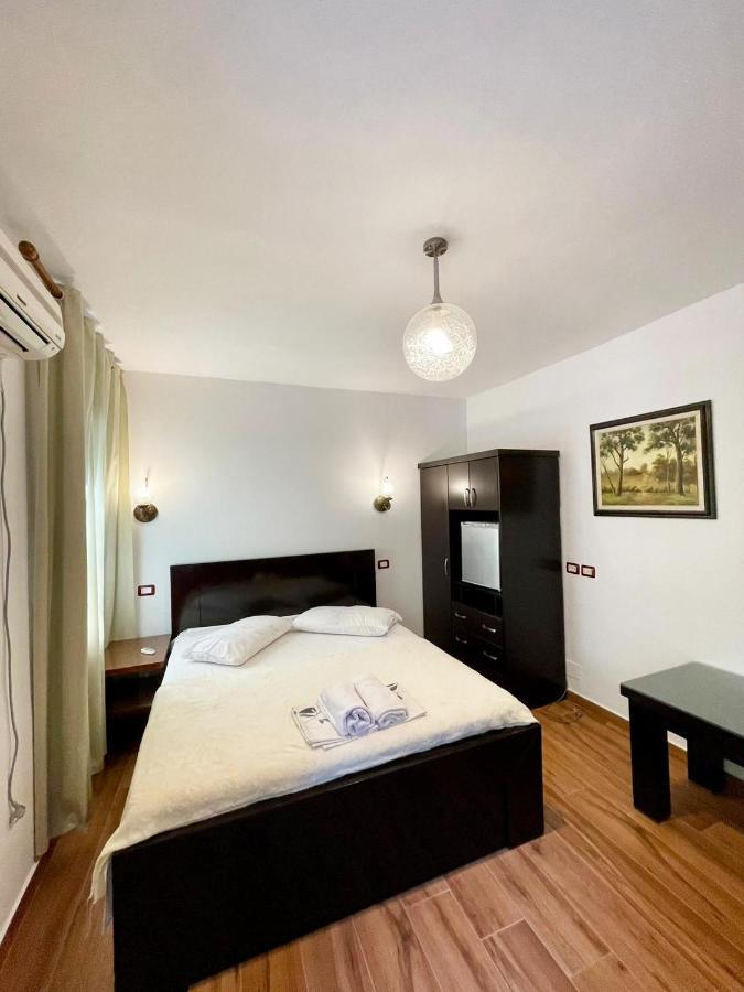 Hotel Nature Kolonjë Kültér fotó